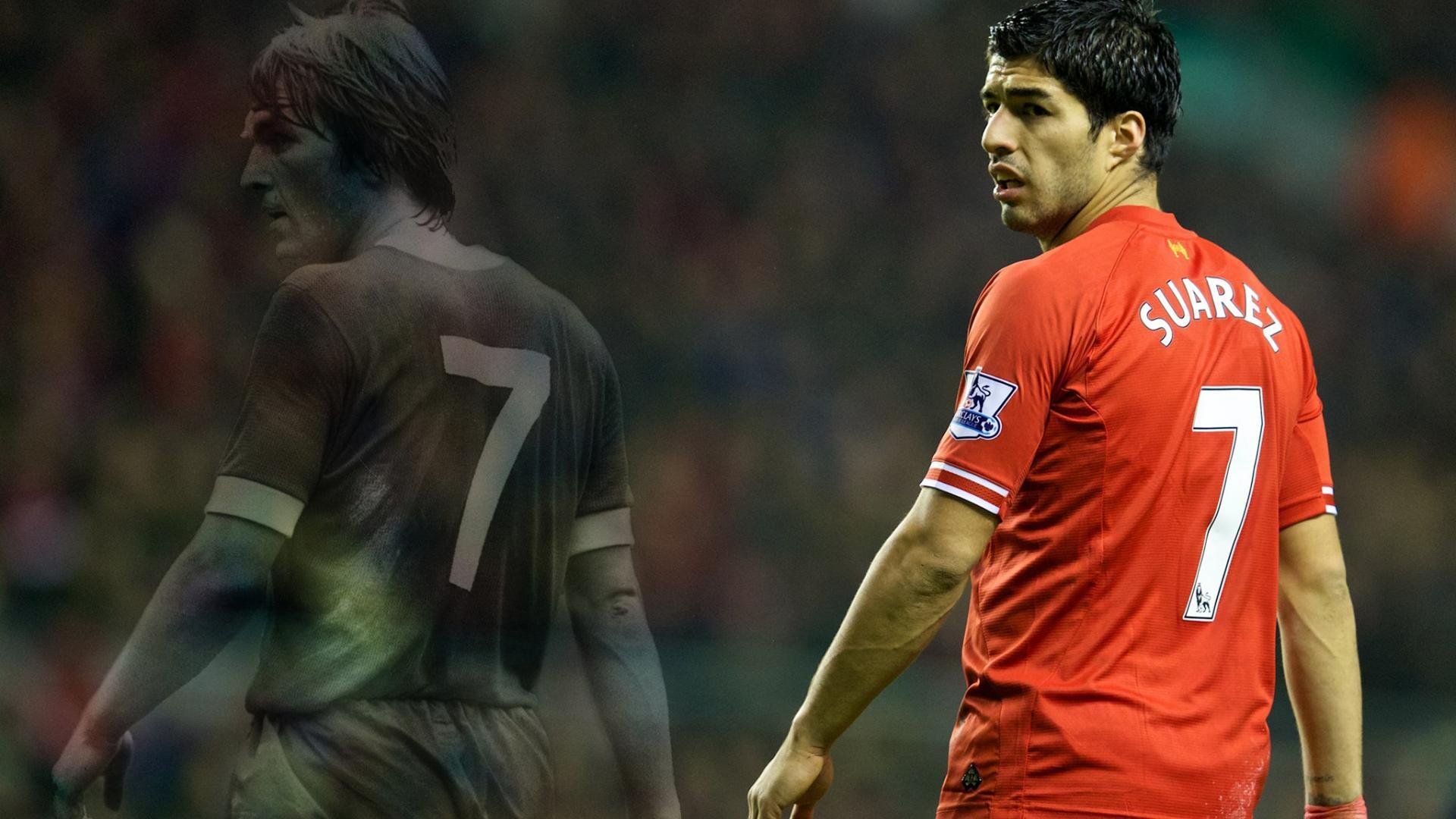 开云体育下载-足球之王降临篮球圣地！莱万多夫斯基压哨绝杀湖人，全场沸腾